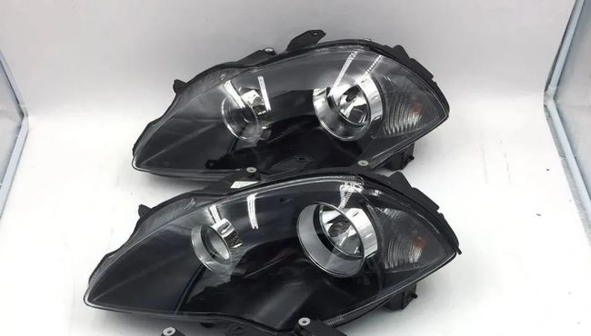 汽车大灯.png 汽车大灯.png