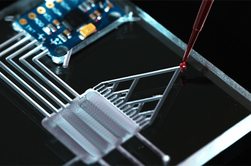 1732605471855707.jpg 微流控芯片.jpg